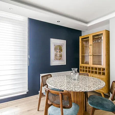 شقة And Tastefully Designed Flat In Besiktas *